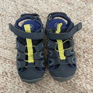 Cat & Jack Boys Navy and Yellow Sandals